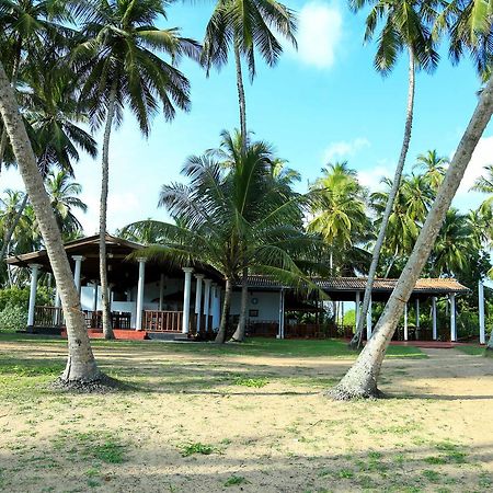 Darwins Beach Resort Tangalle Exterior photo